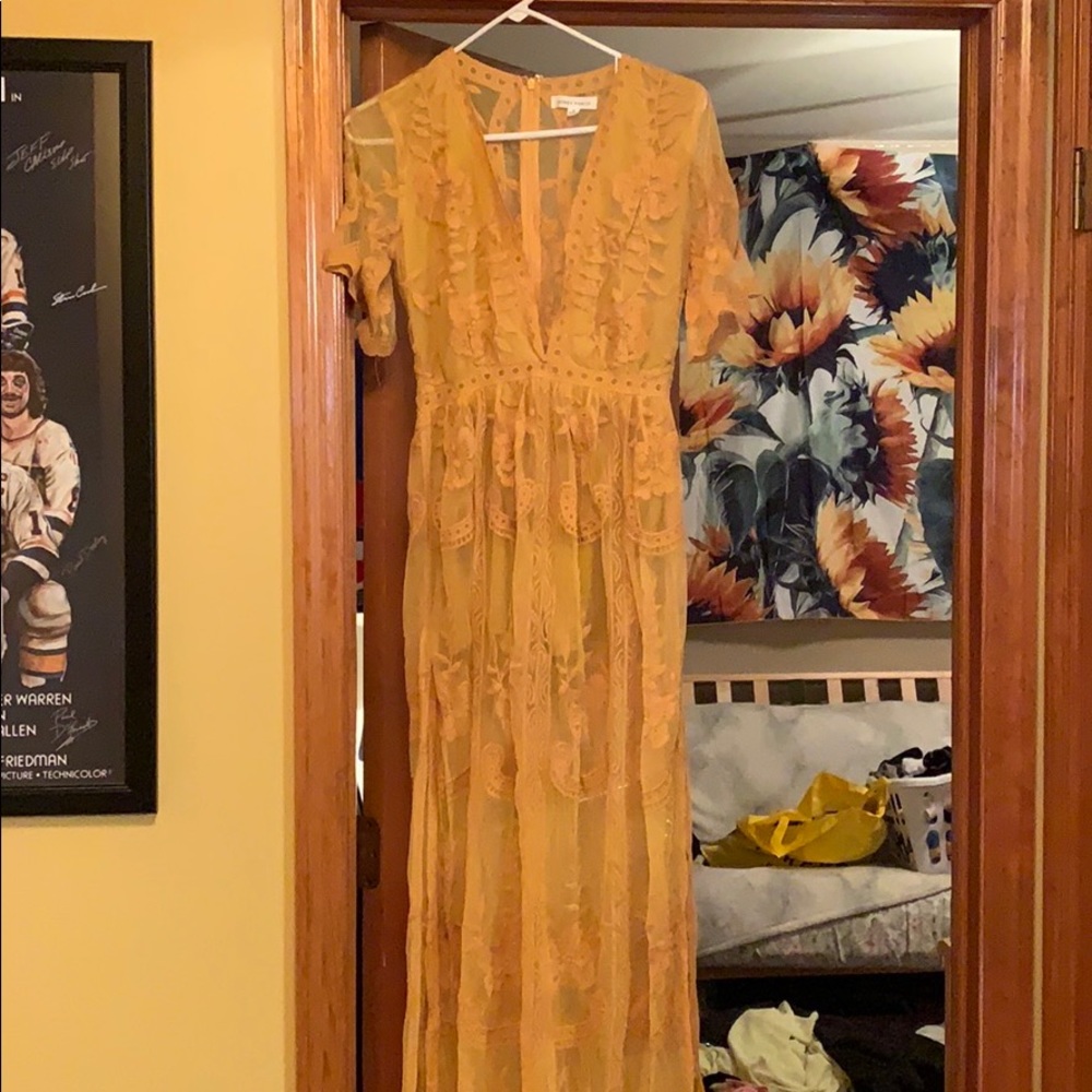 Perfect dress for the fall!